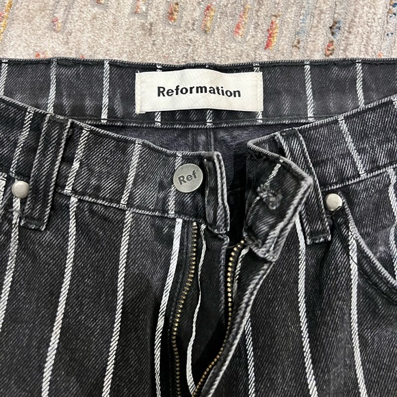 Reformation Denim - Reformation Smart Ass Jeans - Denim Pinstripe